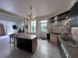  Maison � vendre 6 pi�ces 322 m�