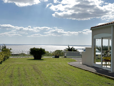  Maison face estuaire sur les hauteurs de Barzan Plage Maison - 4 pi�ce(s) - 142 m�
