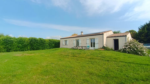   Maison de 2008, 100 m2, 3 chambres sur terrain clos de 950 m2 Maison - 4 pi�ce(s) - 102 m�