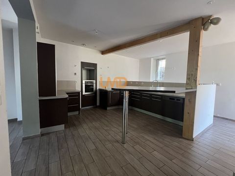   Maison r�nov�e avec grand garage et terrasse � Antraigues-sur-Vo Maison - 6 pi�ce(s) - 133 m�