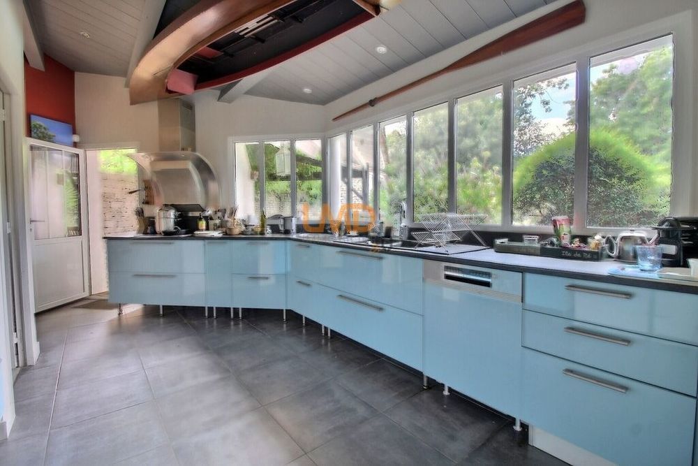 � vendre  Maison Les Portes-en-R� (17880)