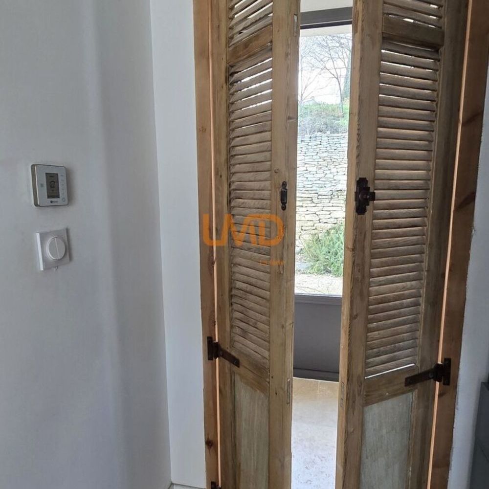 � vendre  Maison Saint-Pantal�on (84220)