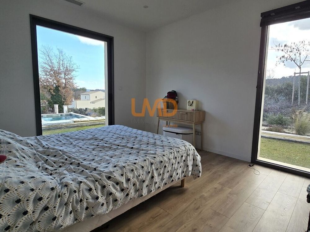 � vendre  Maison Saint-Pantal�on (84220)