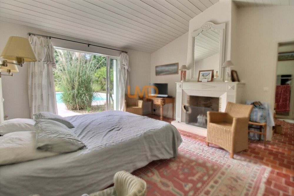 � vendre  Maison Les Portes-en-R� (17880)