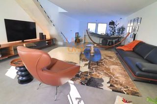  Maison � vendre 4 pi�ces 190 m�