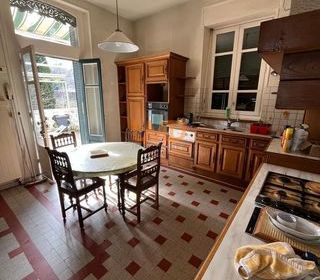  Maison � vendre 9 pi�ces 274 m�