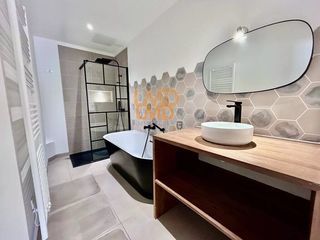  Appartement � vendre 5 pi�ces 135 m�