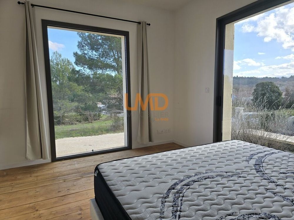 � vendre  Maison Saint-Pantal�on (84220)