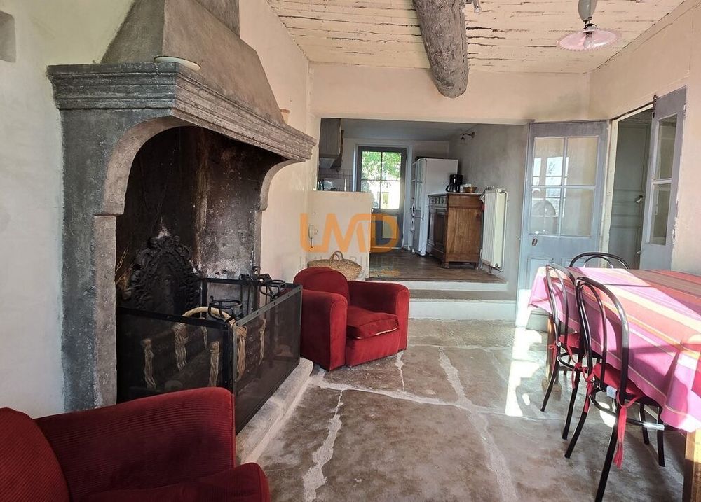 � vendre  Maison Gordes (84220)