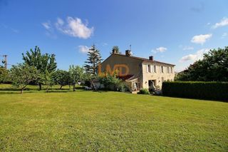  Maison � vendre 7 pi�ces 244 m�