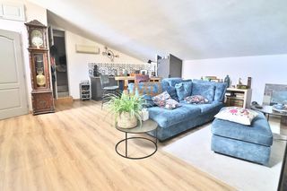  Immeuble � vendre 261 m�