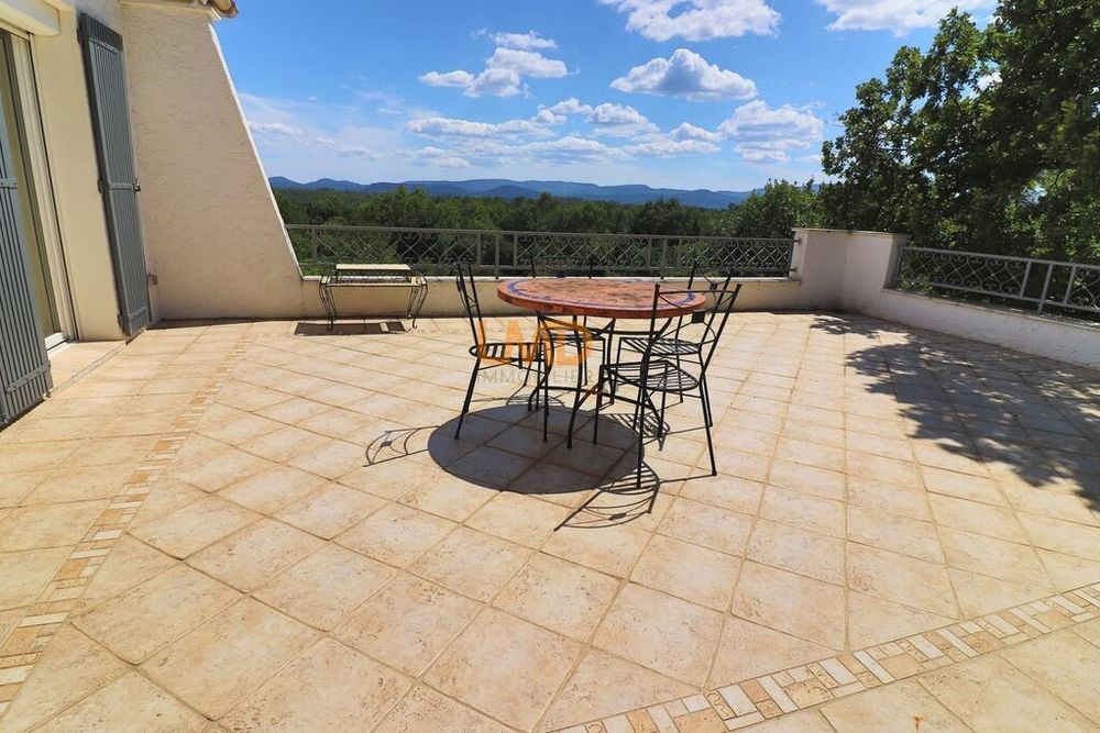 � vendre  Maison Saint-Maximin-la-Sainte-Baume (83470)