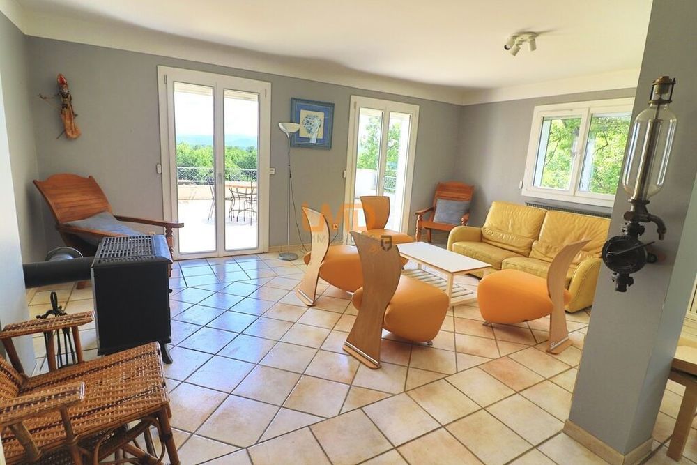 � vendre  Maison Saint-Maximin-la-Sainte-Baume (83470)