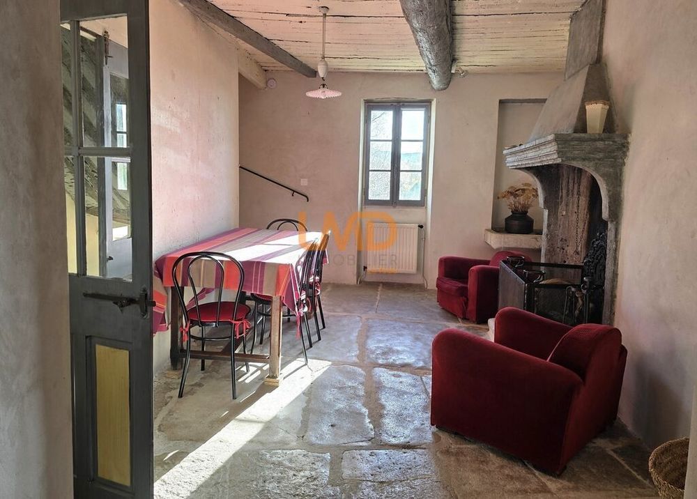 � vendre  Maison Gordes (84220)