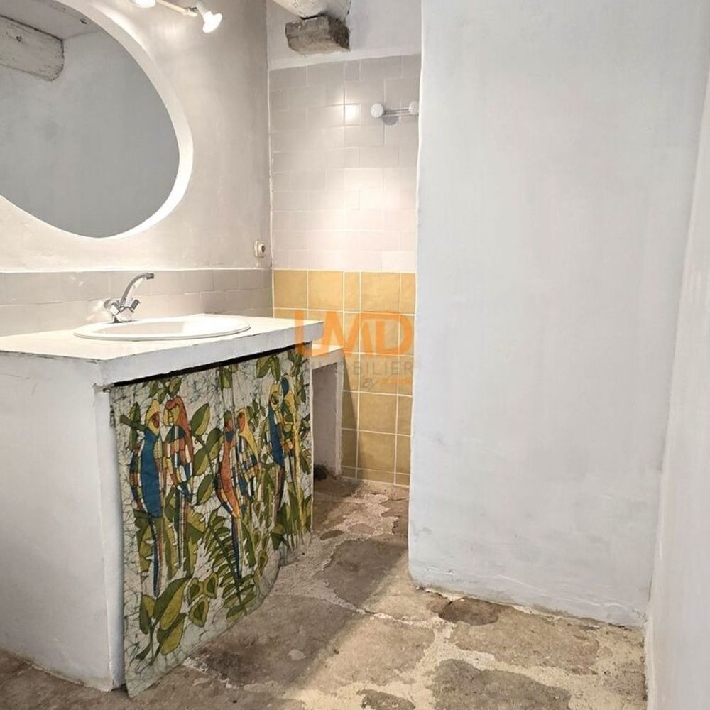 � vendre  Maison Gordes (84220)