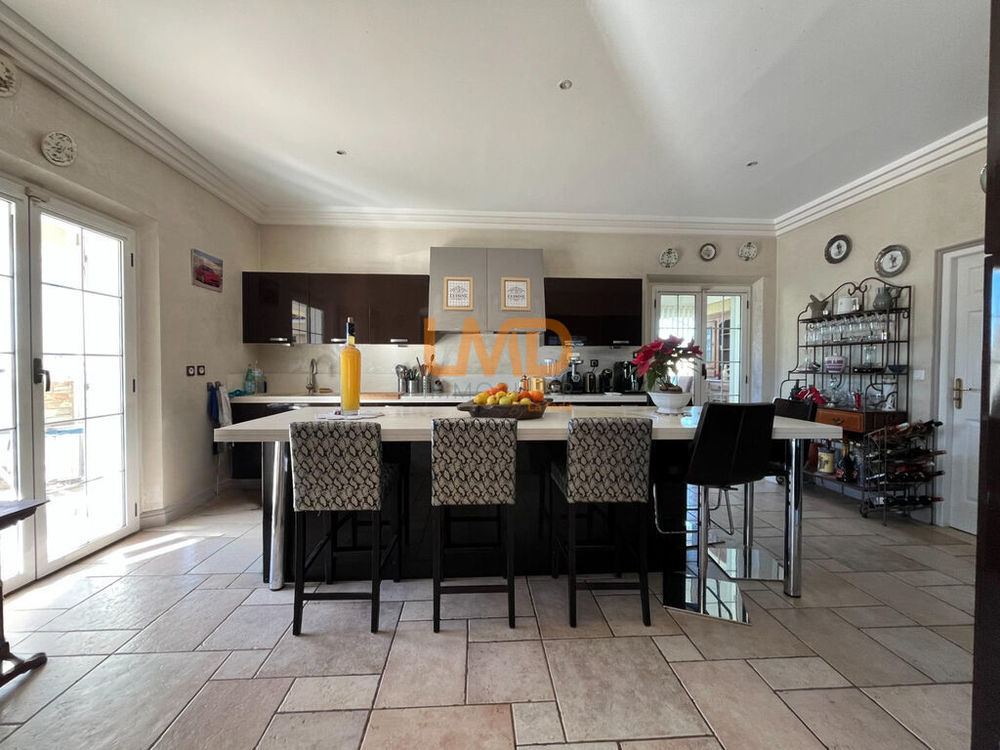 � vendre  Maison Trans-en-Provence (83720)