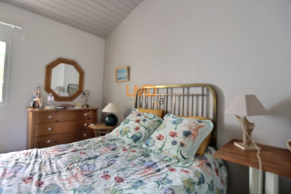 � vendre  Maison Les Portes-en-R� (17880)