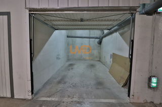  Parking / Garage � vendre 