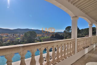  Maison � vendre 13 pi�ces 370 m�