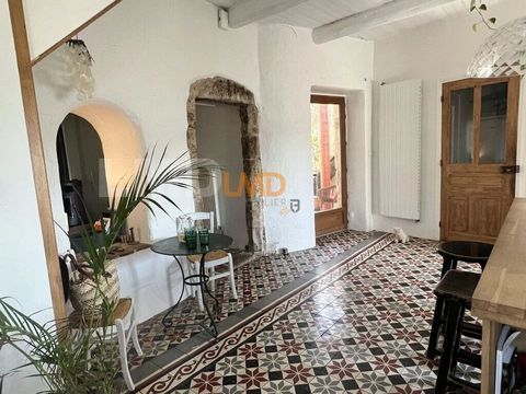  Ard�che SUD: Charmante maison de village en pierre avec terrasse Maison - 9 pi�ce(s) - 180 m�
