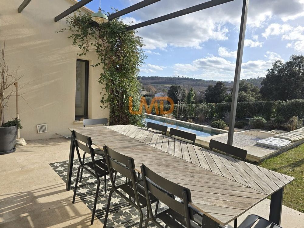 � vendre  Maison Saint-Pantal�on (84220)