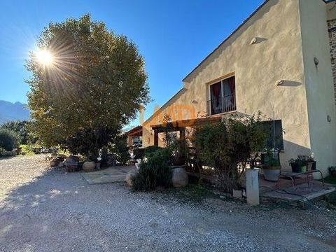   Mas en pleine nature Maison - 5 pi�ce(s) - 288 m�