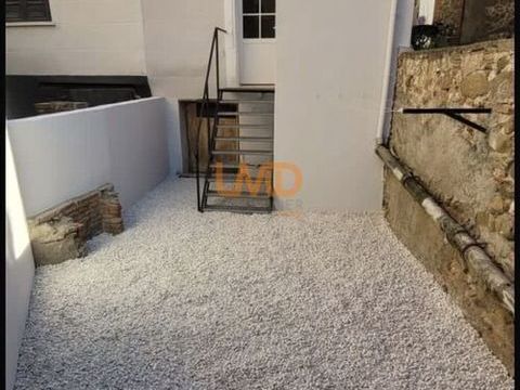   Maison de village 52 m2 T3 avec cour et cave Maison - 3 pi�ce(s) - 52 m�