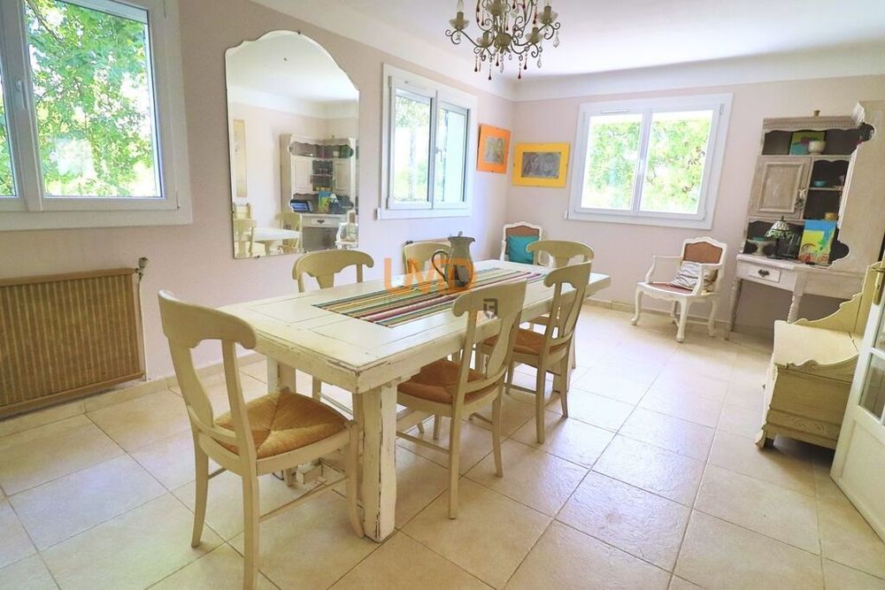 � vendre  Maison Saint-Maximin-la-Sainte-Baume (83470)