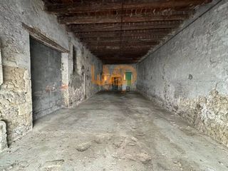  Immeuble � vendre 14 pi�ces 298 m�