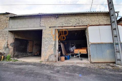 Batiment 100 m2 20000 17160 Les touches-de-p�rigny