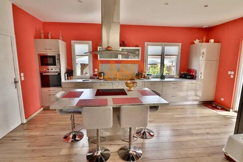 � vendre  Maison Le Luc (83340)