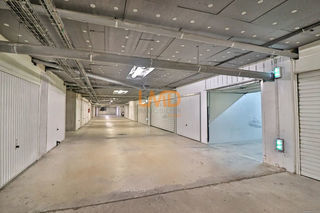  Parking / Garage � vendre 