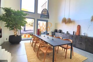  Maison � vendre 4 pi�ces 190 m�