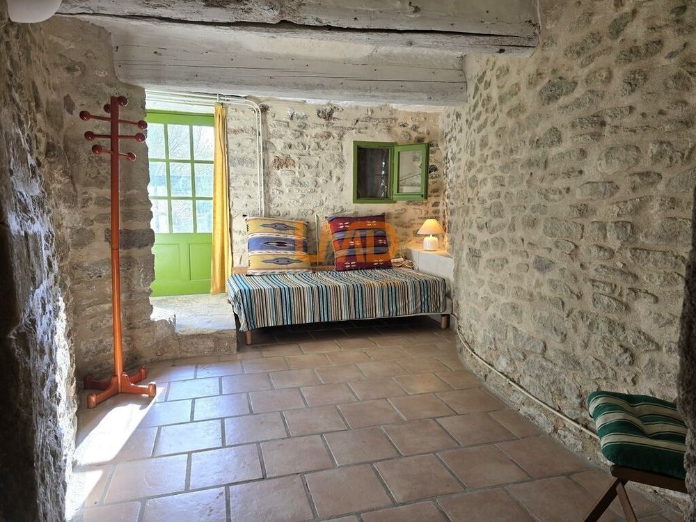 � vendre  Maison Gordes (84220)