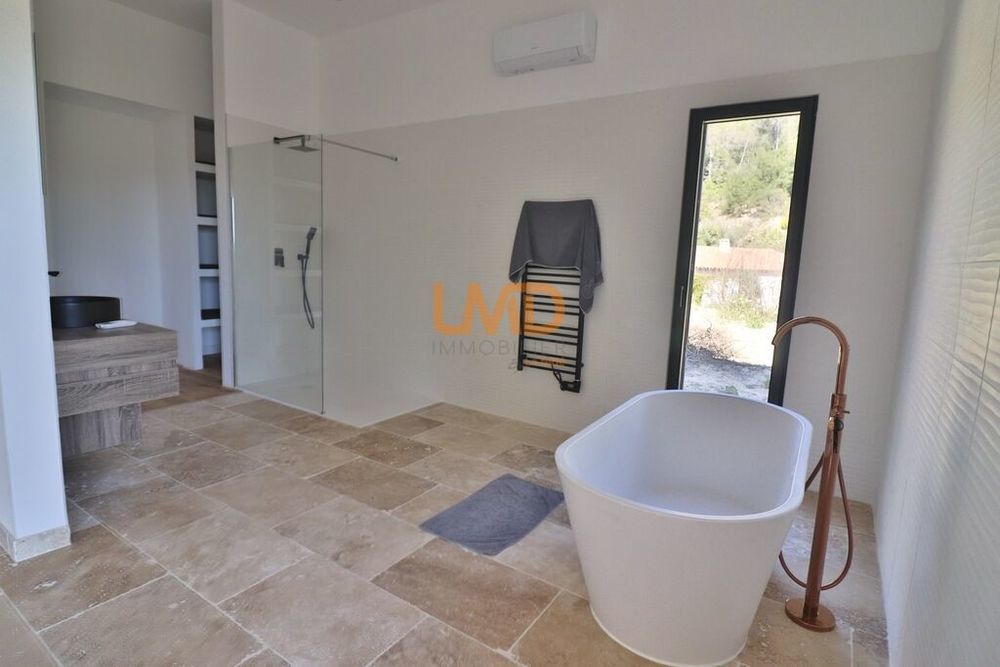 � vendre  Maison Cotignac (83570)