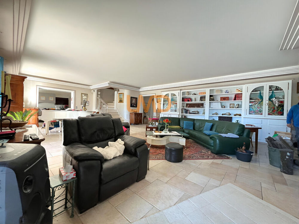 � vendre  Maison Trans-en-Provence (83720)