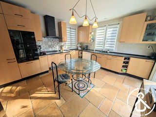  Maison � vendre 5 pi�ces 194 m�