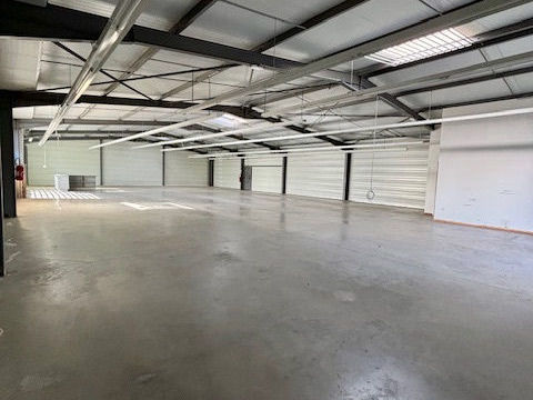 Local Zone Commerciale 285000 81290 Labruguiere