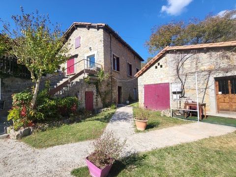   Propri�t� sur deux Hektars Maison - 7 pi�ce(s) - 180 m�