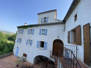  Maison � vendre 15 + pi�ces 450 m�