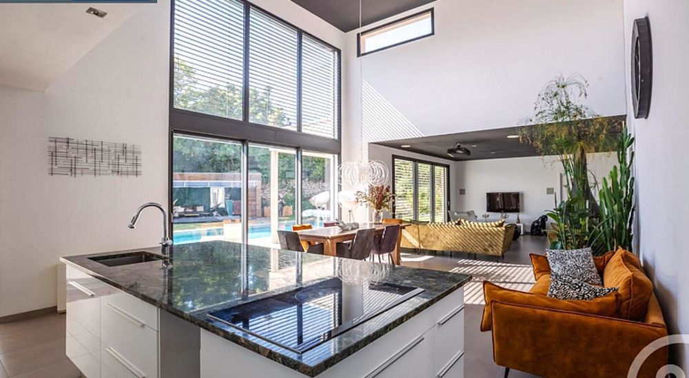 � vendre  Maison Sommi�res (30250)