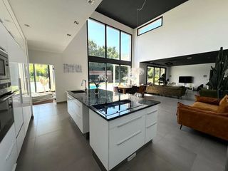  Maison � vendre 6 pi�ces 200 m�