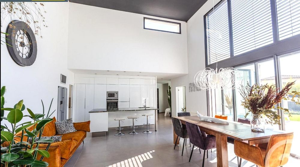 � vendre  Maison Sommi�res (30250)