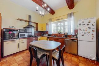  Maison � vendre 8 pi�ces 300 m�