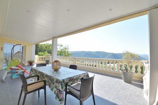  Maison � vendre 5 pi�ces 190 m�