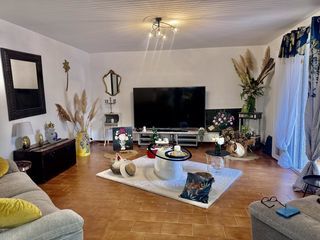  Maison � vendre 4 pi�ces 145 m�