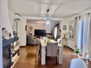  Maison � vendre 4 pi�ces 145 m�