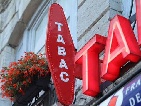 Nancy - Opportunit&eacute; rare : Commerce de buraliste id&eacute;alement situ&eacute; 385000 45 m�$$385 000 &euro; 