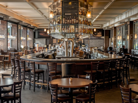 Bar Brasserie FDJ dans l'Yonne 159000 300 m�$$159 000 &euro;