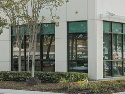 Local d'activit&eacute; 230m&sup2; &agrave; la location dans la Marne - proche Reims 2100 230 m�$$2 100 &euro;